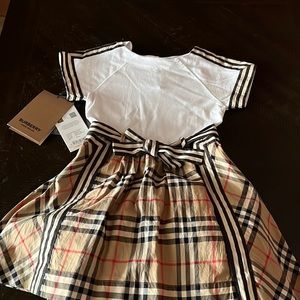 Burberry Dress size 4T